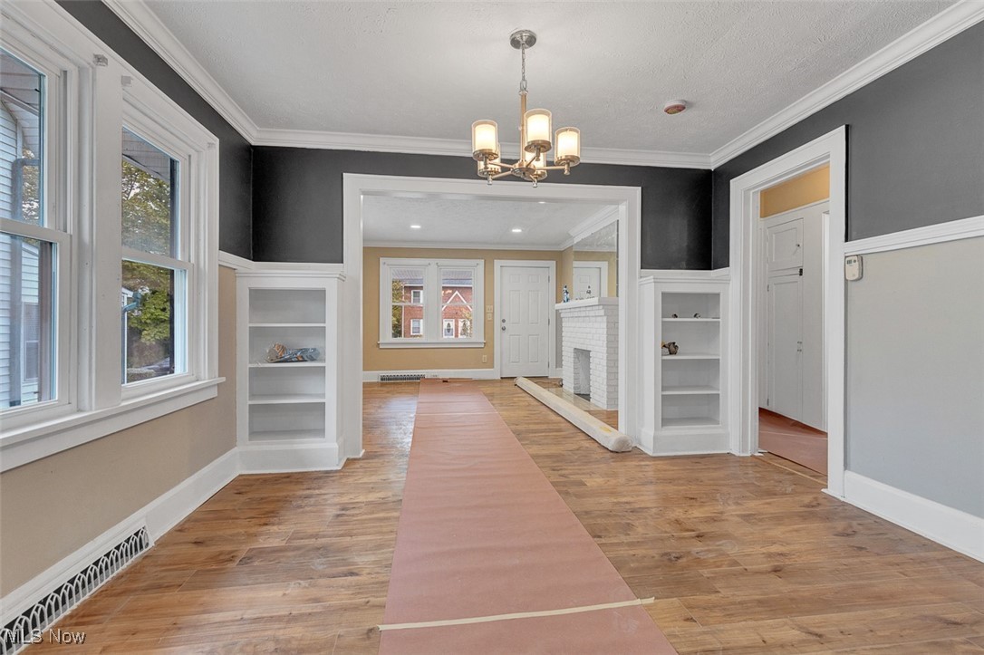 1554 E 221st Street Property Photo 4