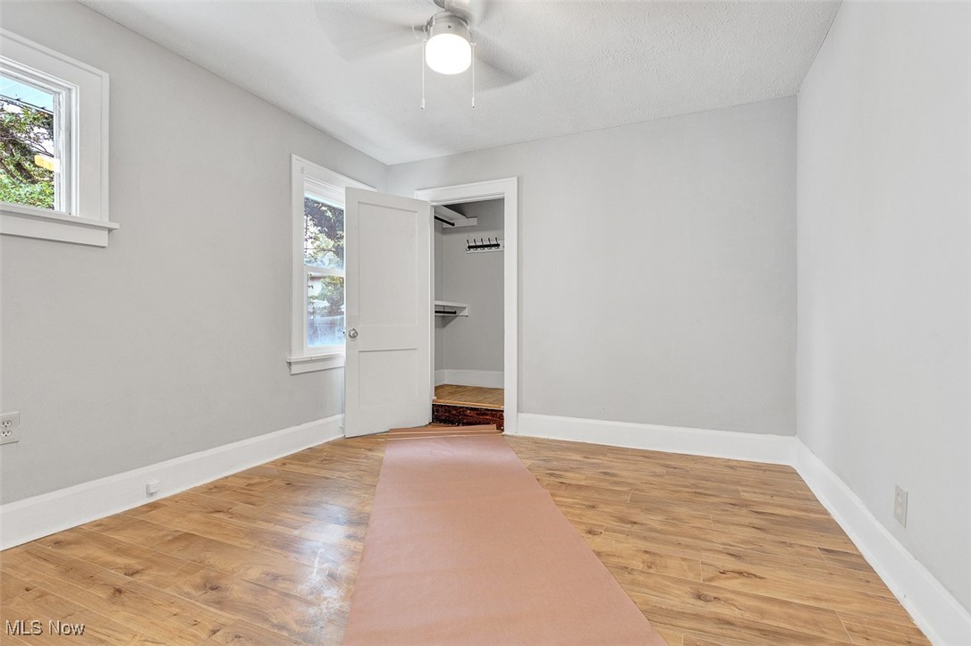 1554 E 221st Street Property Photo 8