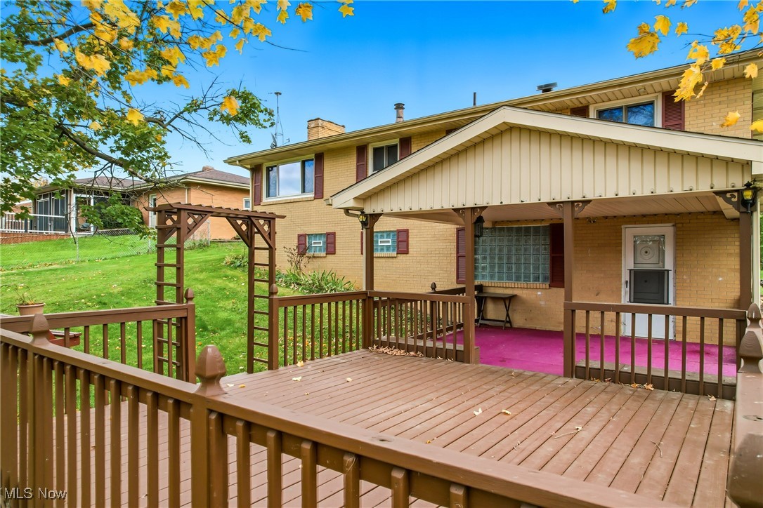 48528 Spruce Court Property Photo 11