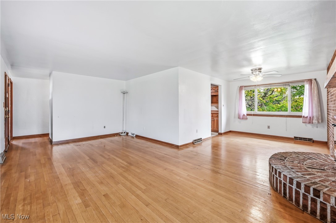 48528 Spruce Court Property Photo 24