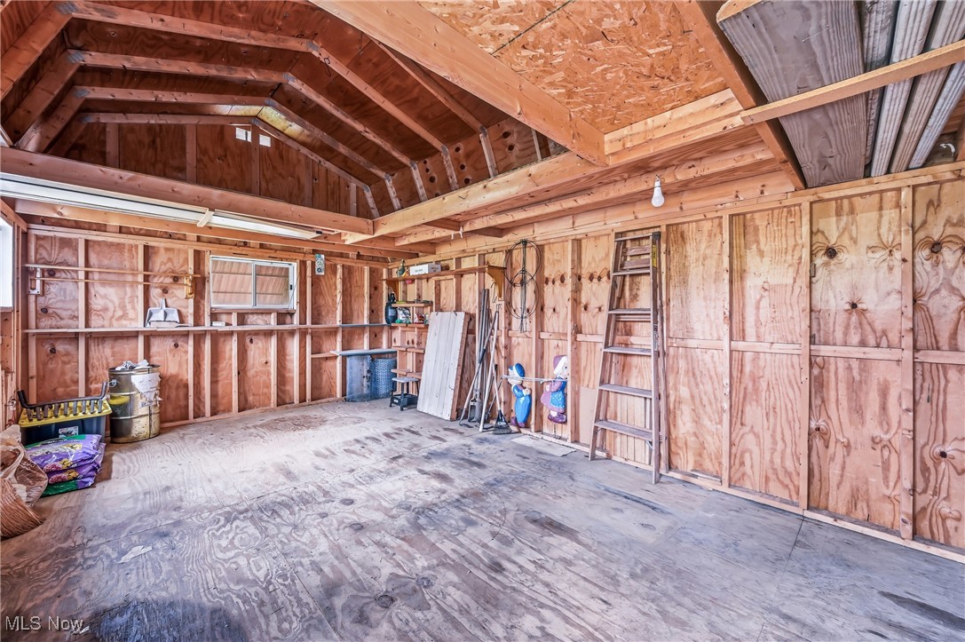 48528 Spruce Court Property Photo 48