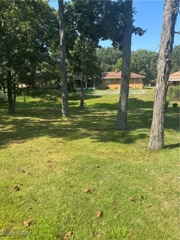 1691 E Parkhaven Drive Property Photo 3