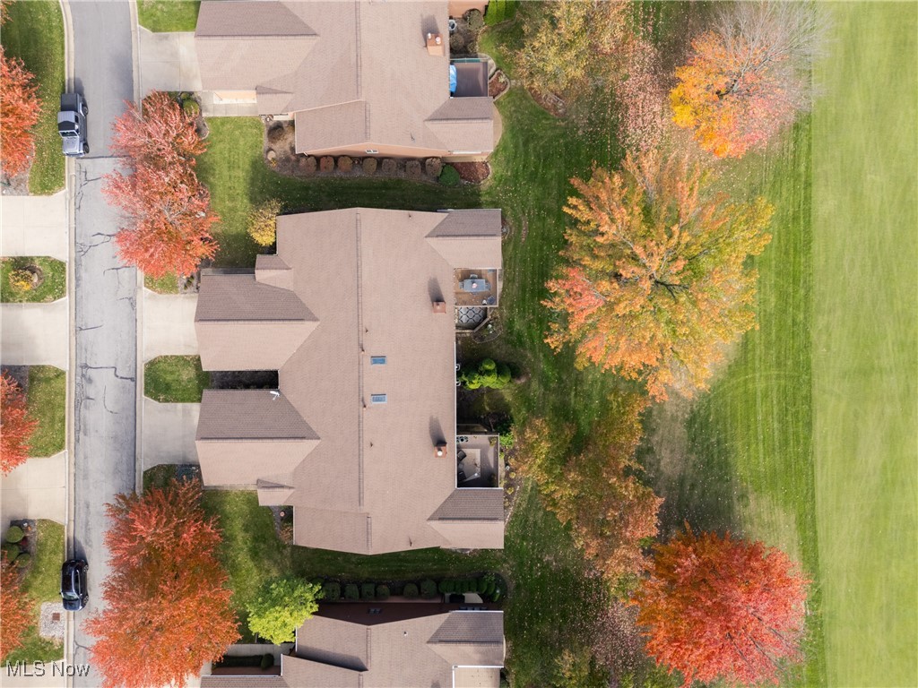 2185 Prestwick Drive Property Photo 3