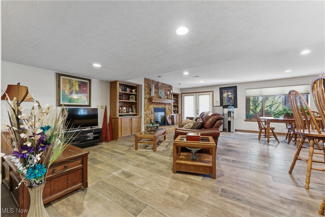 2185 Prestwick Drive Property Photo 32