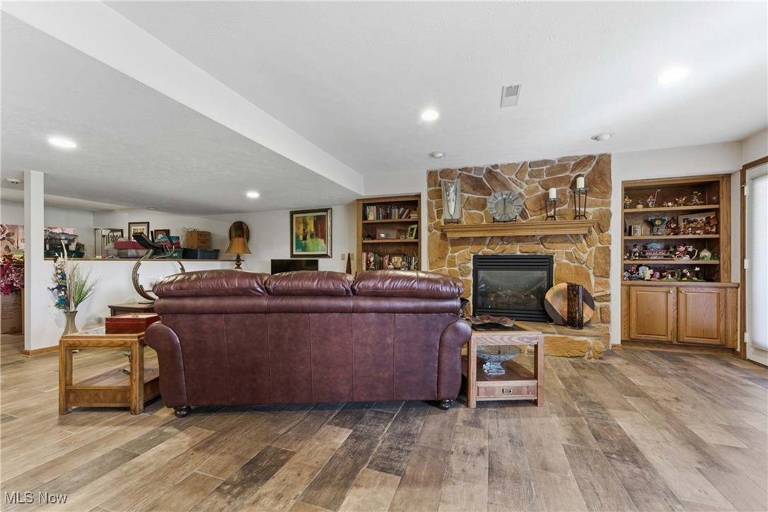 2185 Prestwick Drive Property Photo 33