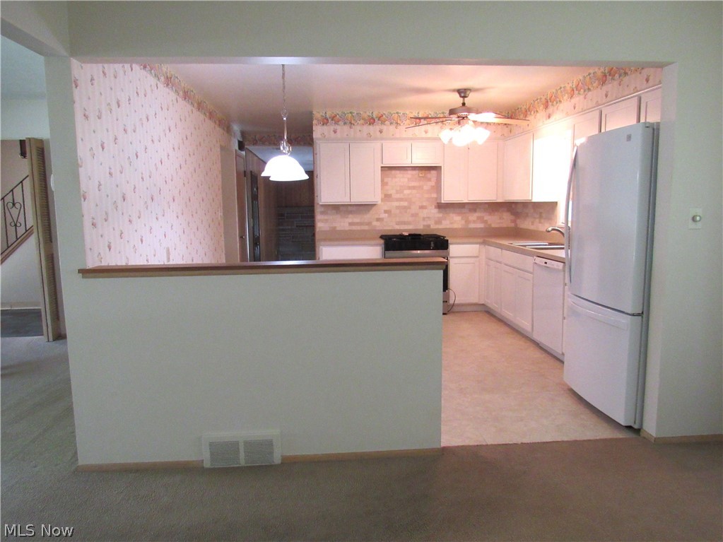 4805 Maple Hill Drive Property Photo 6