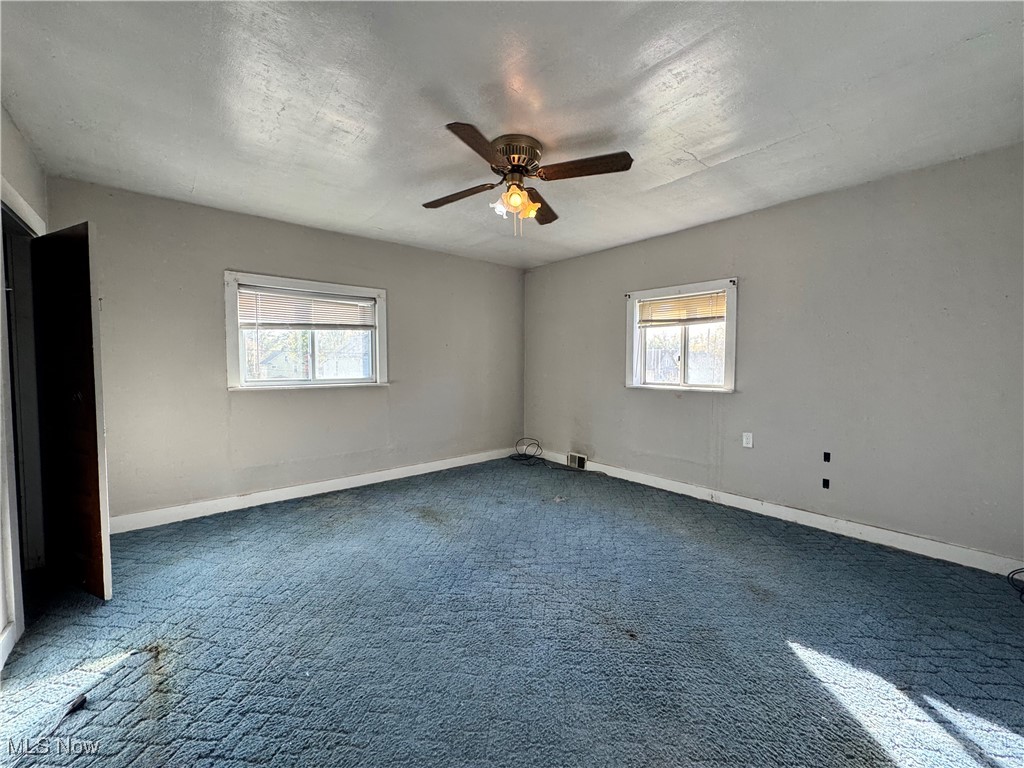 382 E Martin Street Property Photo 15