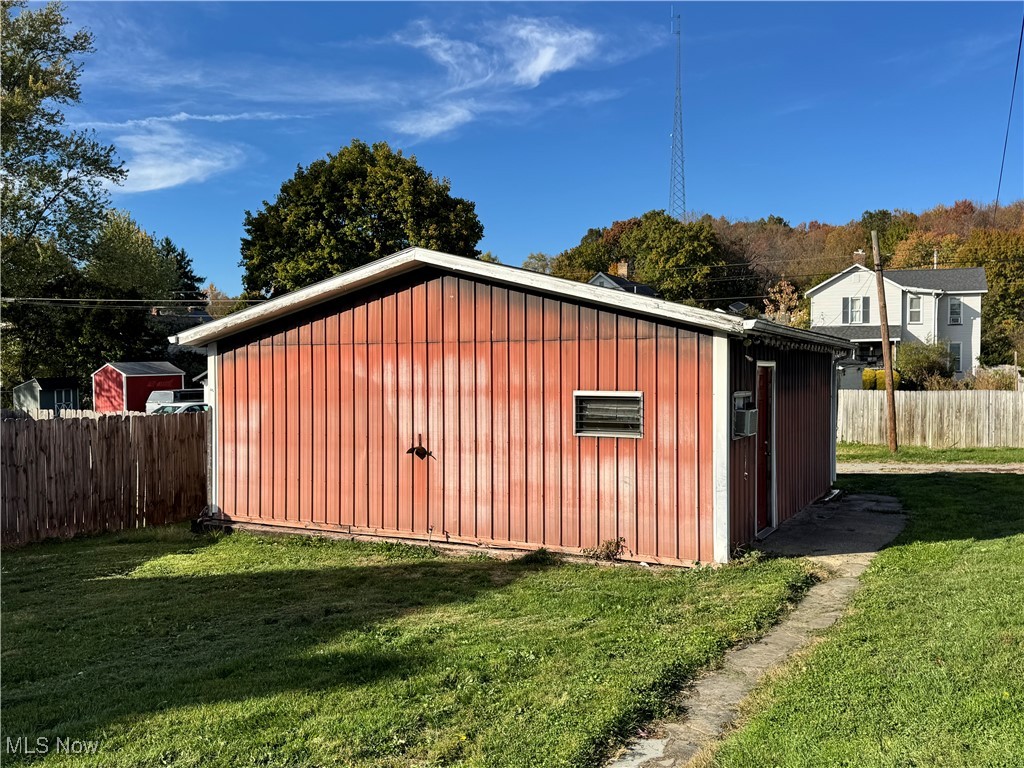 382 E Martin Street Property Photo 20