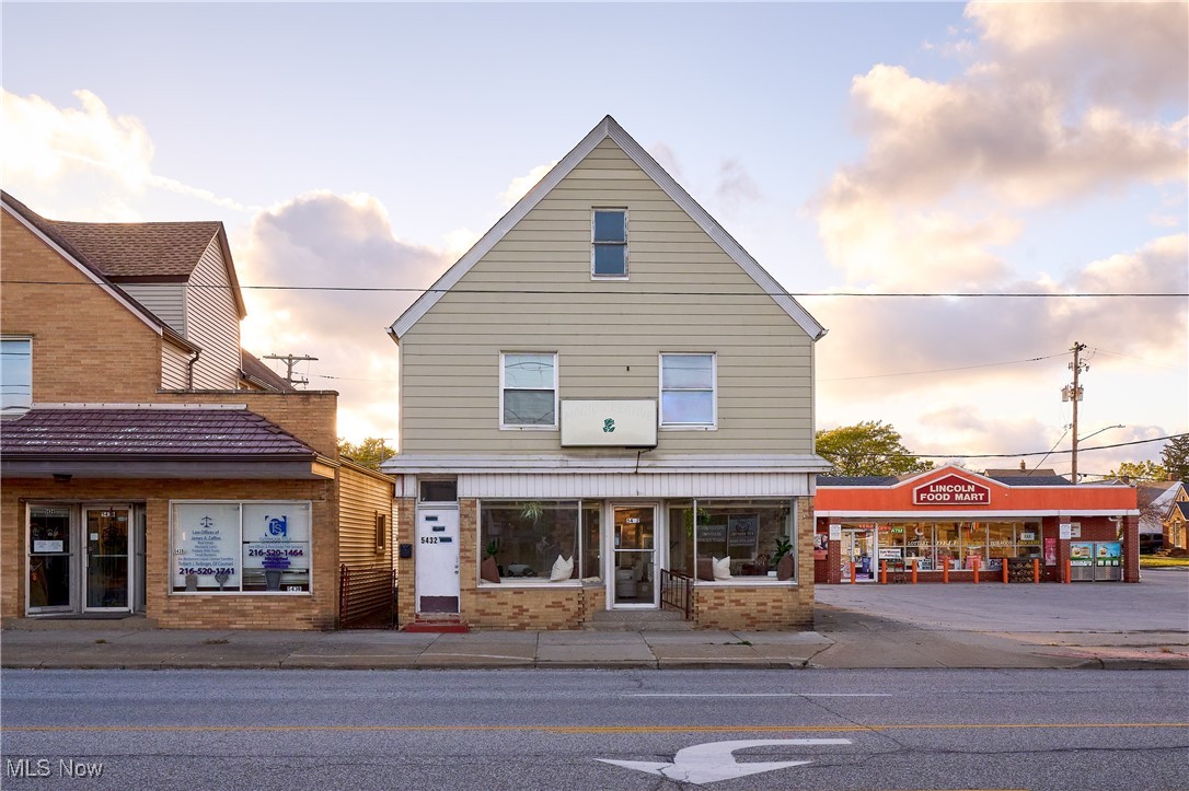 5432 State Road Property Photo 1