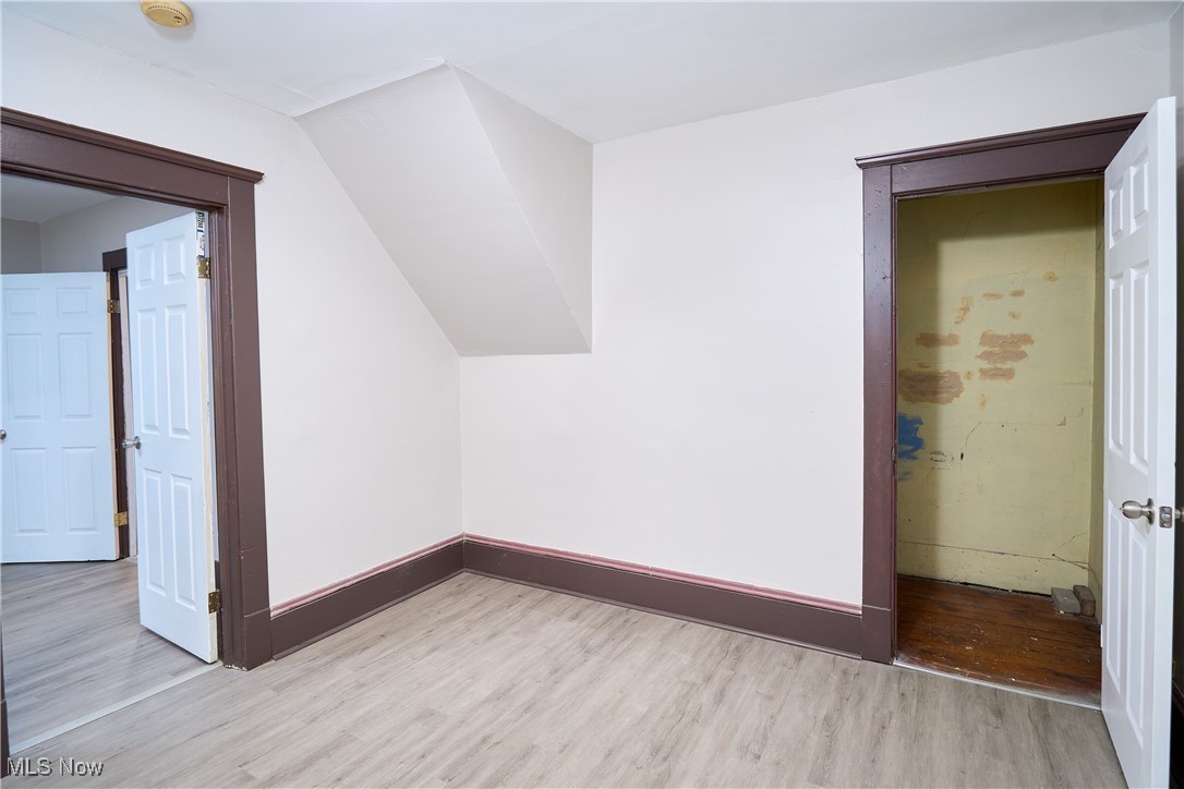 5432 State Road Property Photo 42