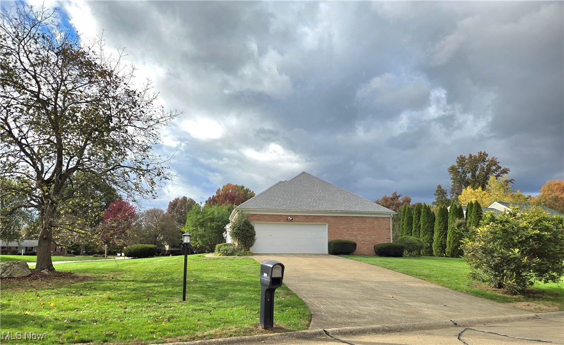 3859 Troon Drive Property Photo 5