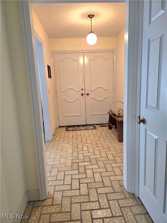 3859 Troon Drive Property Photo 6