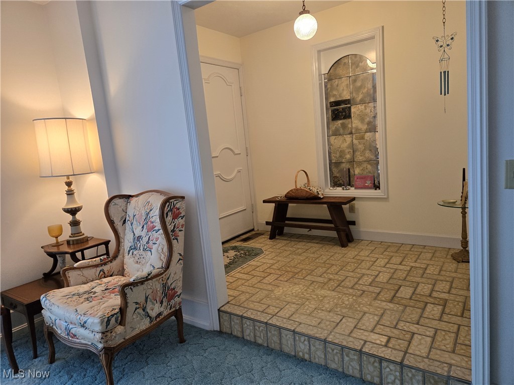 3859 Troon Drive Property Photo 7