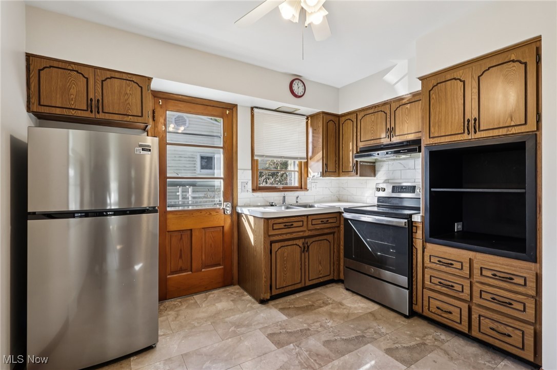 2780 Cory Avenue Property Photo 9