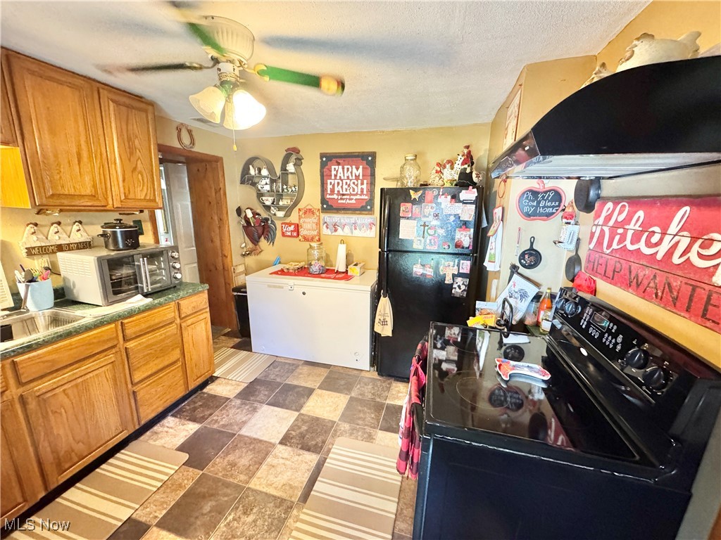 1693 Elfleda Street Property Photo 6
