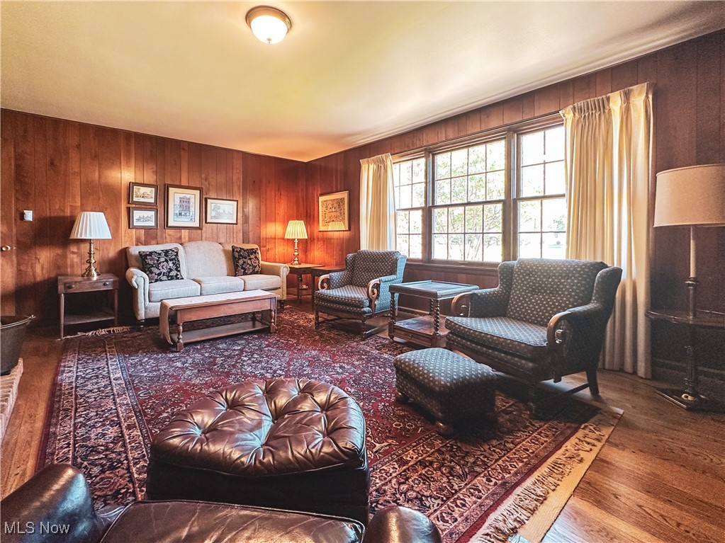 364 Hogarth Avenue Property Photo 20