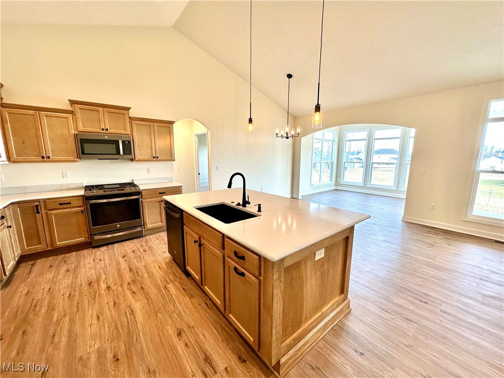 2319 Ledgestone Drive Nw Property Photo 3