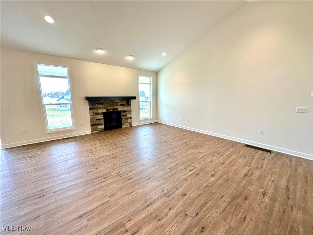 2319 Ledgestone Drive Nw Property Photo 4