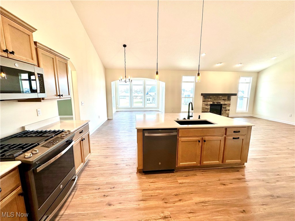 2319 Ledgestone Drive Nw Property Photo 6