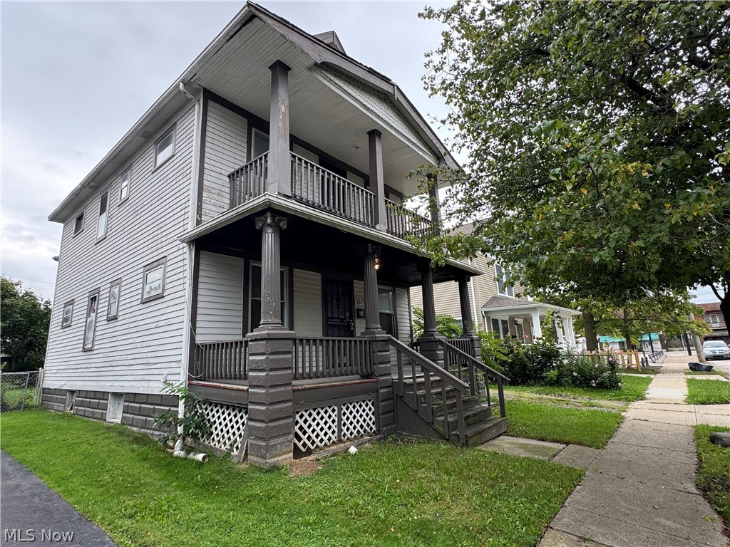 2841 E 125th Street Property Photo 1