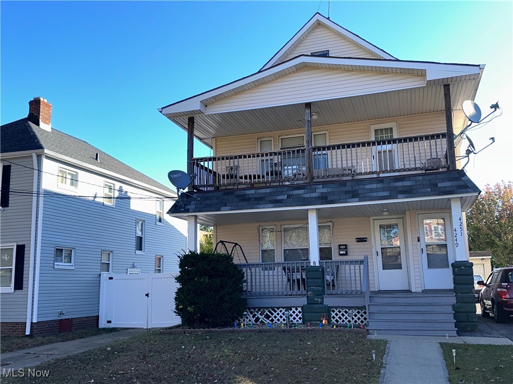 4249 W 23rd Property Photo 2