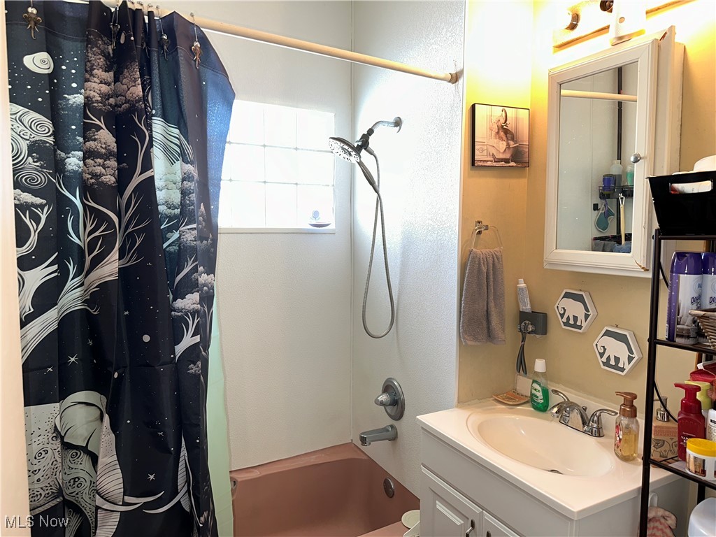 4249 W 23rd Property Photo 11