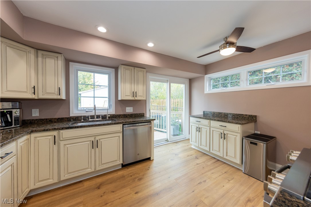 1201 Summit Drive Property Photo 9