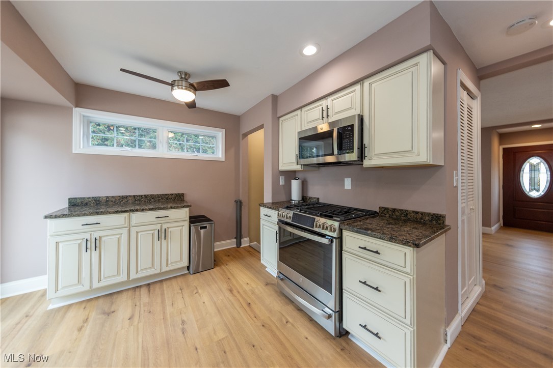 1201 Summit Drive Property Photo 12