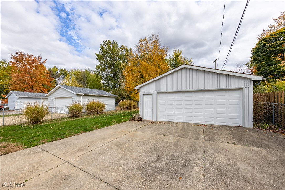 1201 Summit Drive Property Photo 37