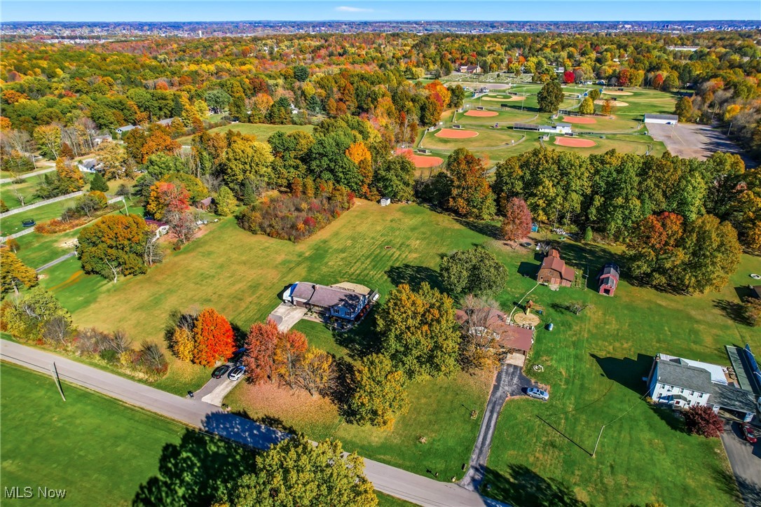 645 Carlin Drive Property Photo 11