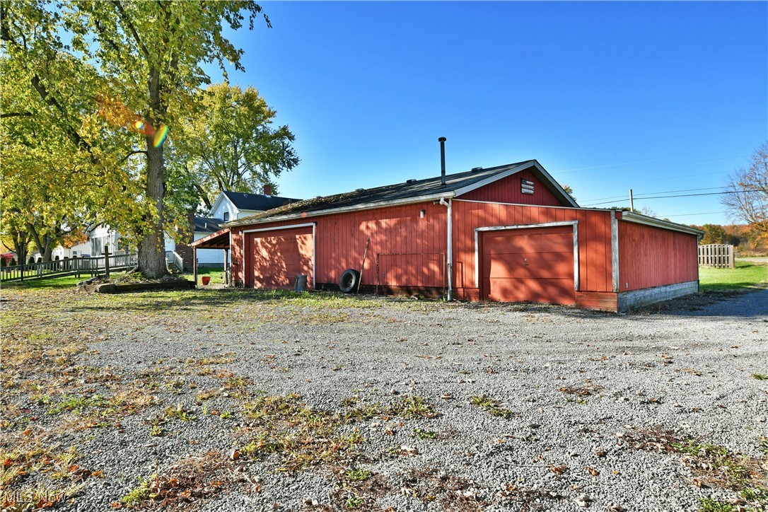 2526 Hoagland Blackstub Road Property Photo 7
