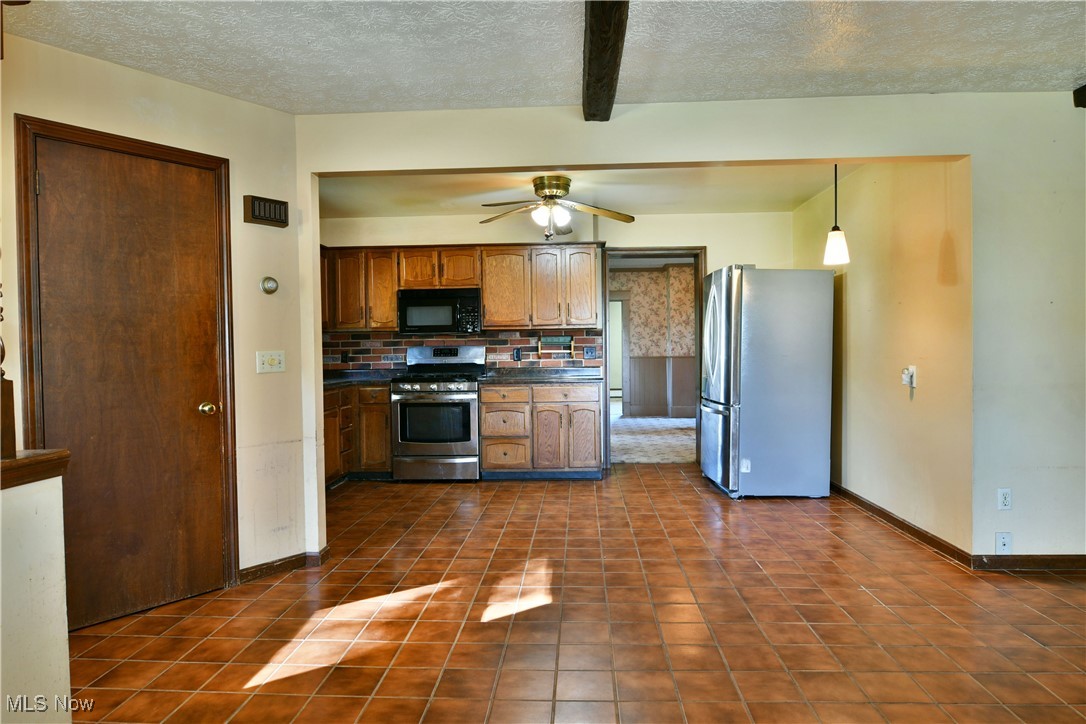 2526 Hoagland Blackstub Road Property Photo 24