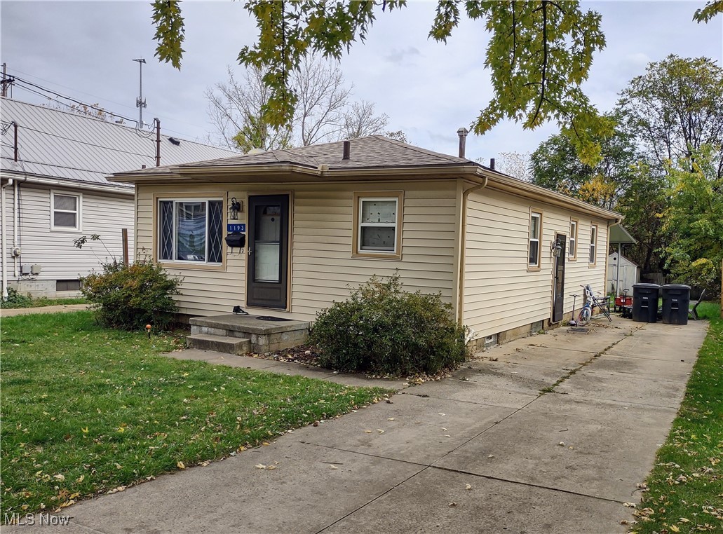1193 Easton Drive Property Photo 2