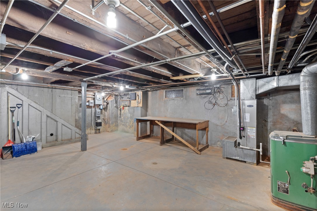57 14th Street Property Photo 34