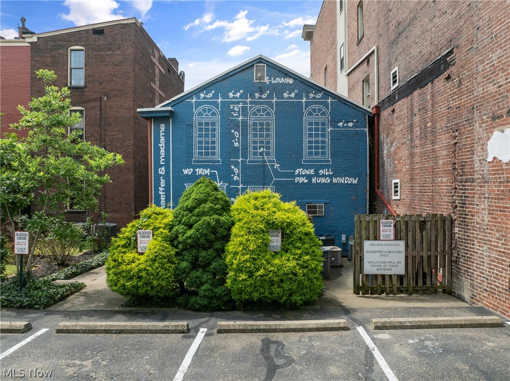57 14th Street Property Photo 38