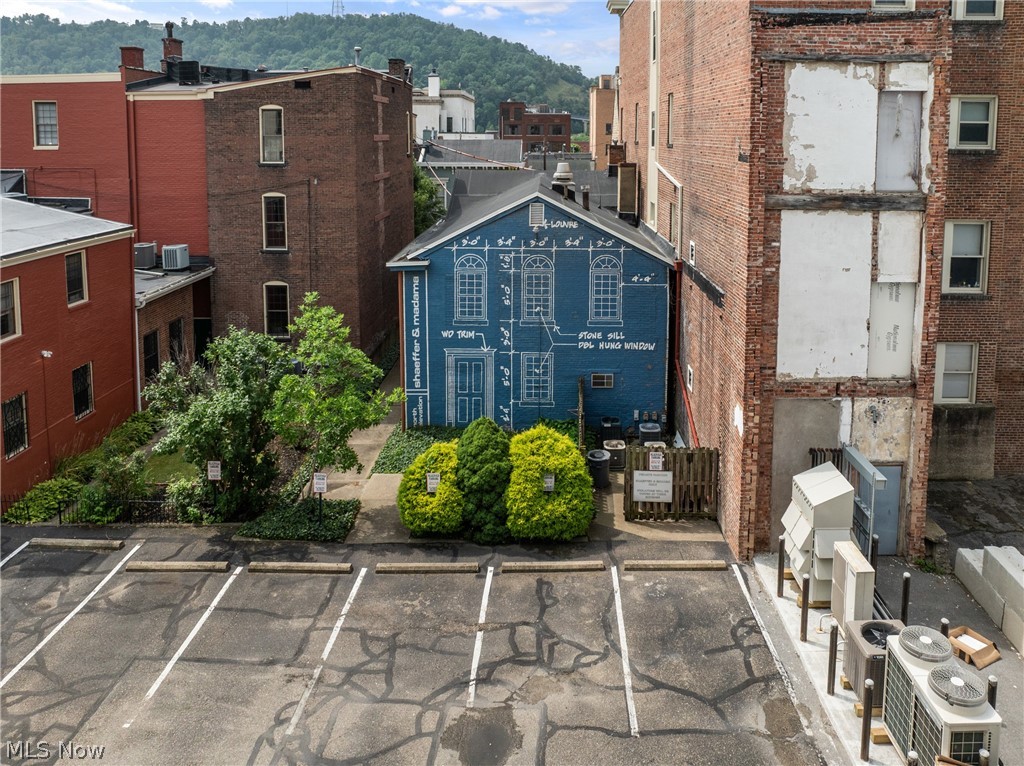 57 14th Street Property Photo 40