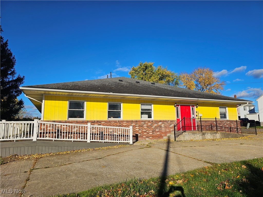 14966 Thompson Avenue Property Photo 1