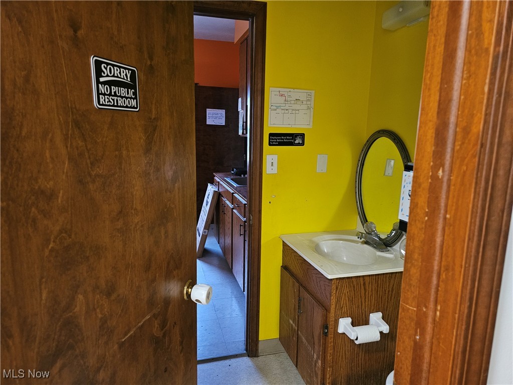 14966 Thompson Avenue Property Photo 12