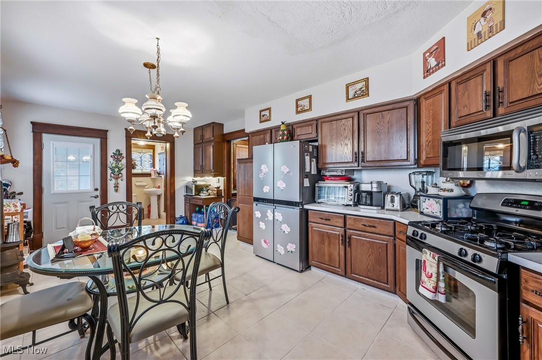 29 S Bentley Property Photo 4