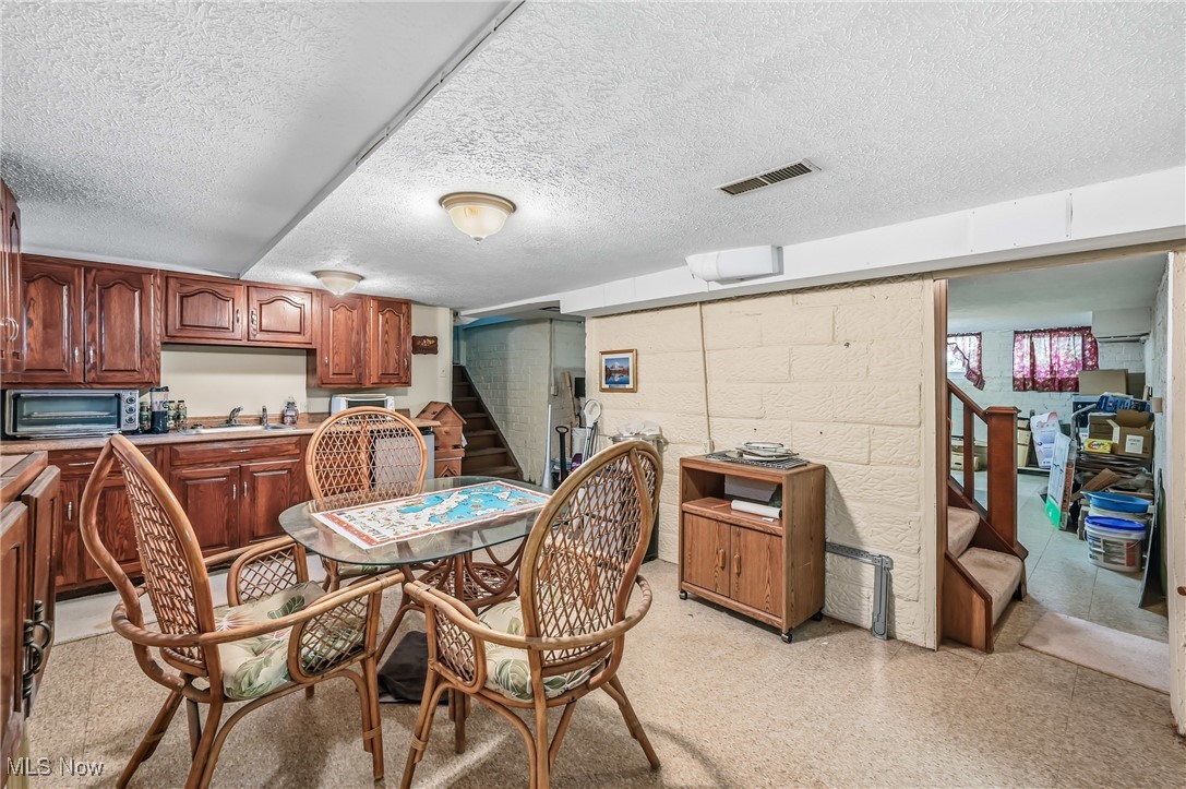 29 S Bentley Property Photo 19