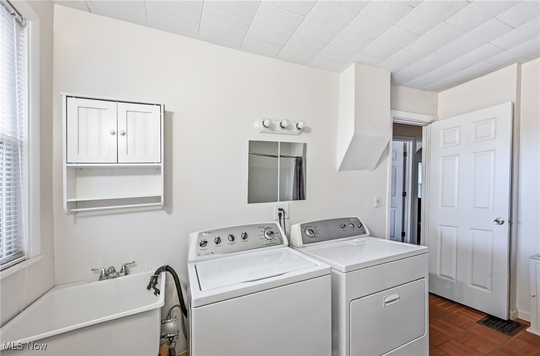 29 S Bentley Property Photo 40