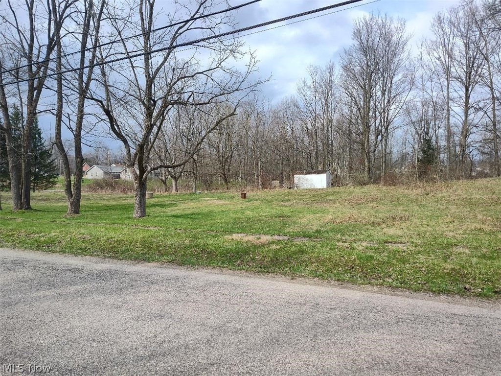 2807 E Water Street Property Photo 1