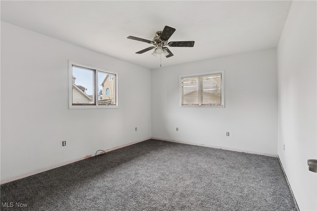 492 E Hopocan Avenue Property Photo 19