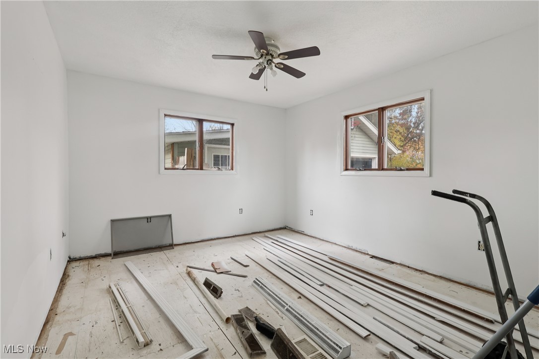 492 E Hopocan Avenue Property Photo 22