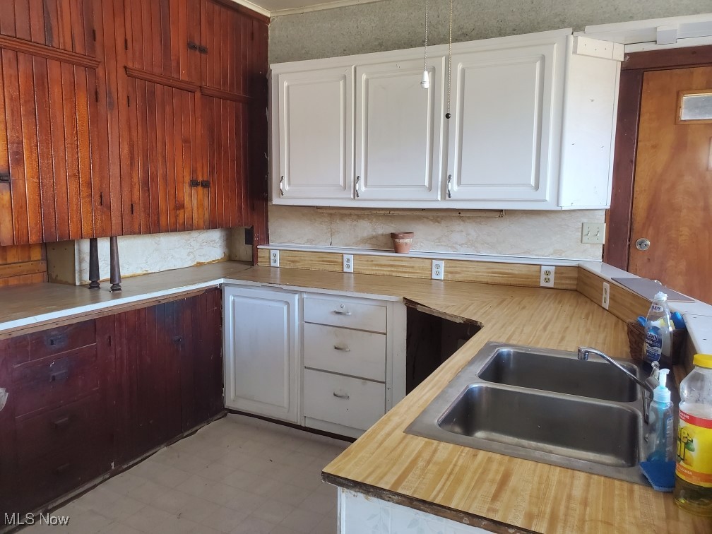 537 3rd Street Property Photo 2