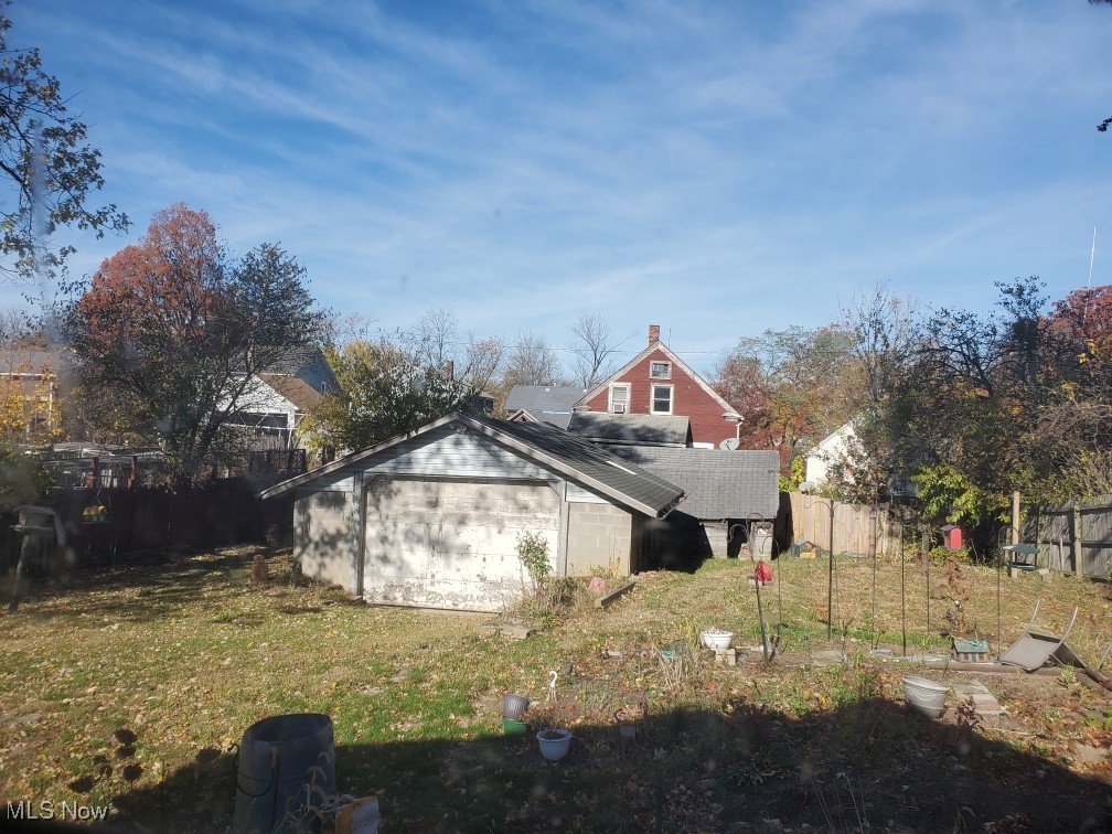 537 3rd Street Property Photo 13