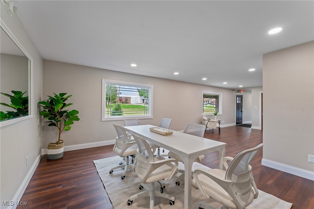784 Mcclurg Road Property Photo 11