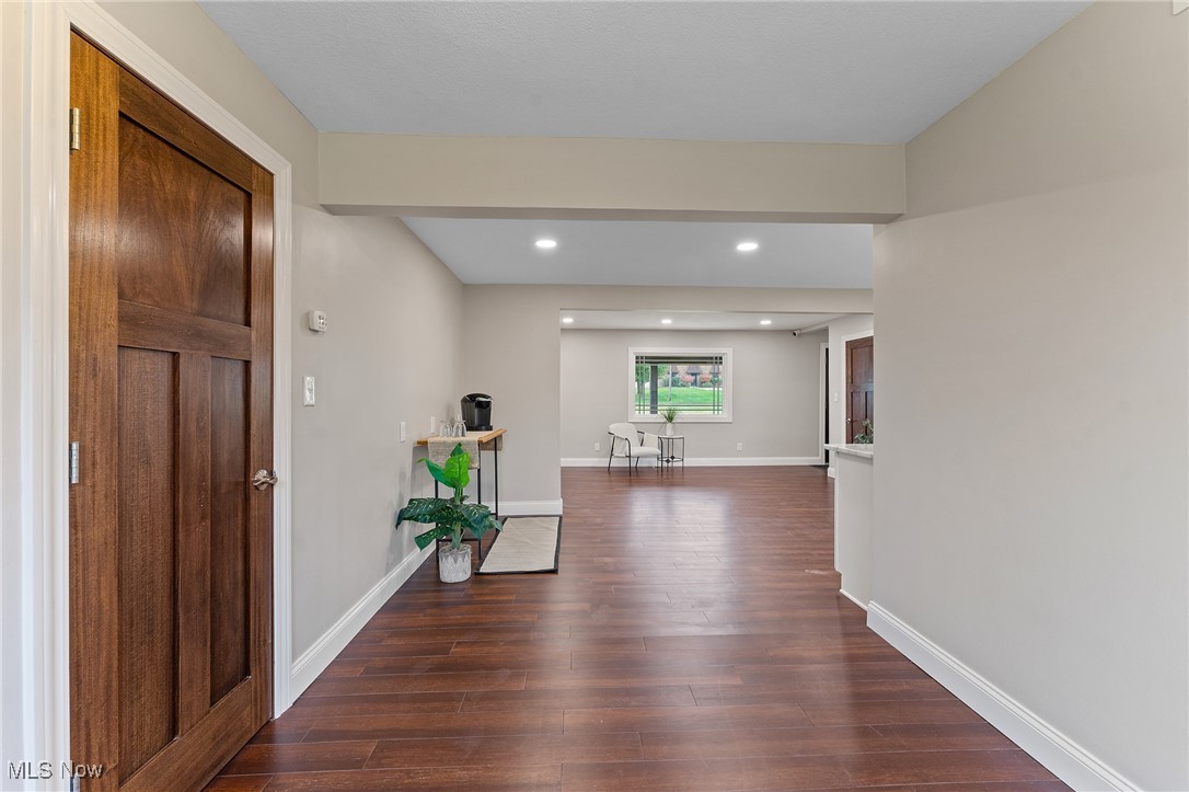 784 Mcclurg Road Property Photo 18