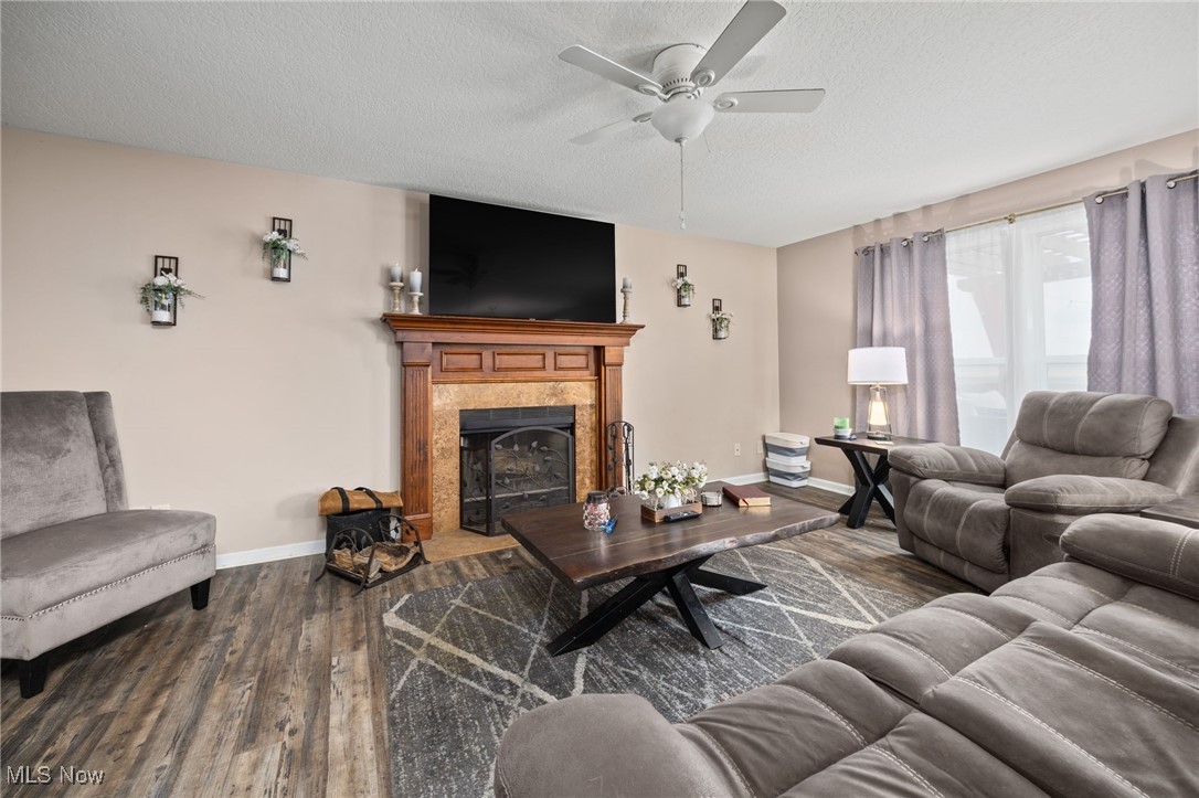 13014 Duquette Avenue Ne Property Photo 6