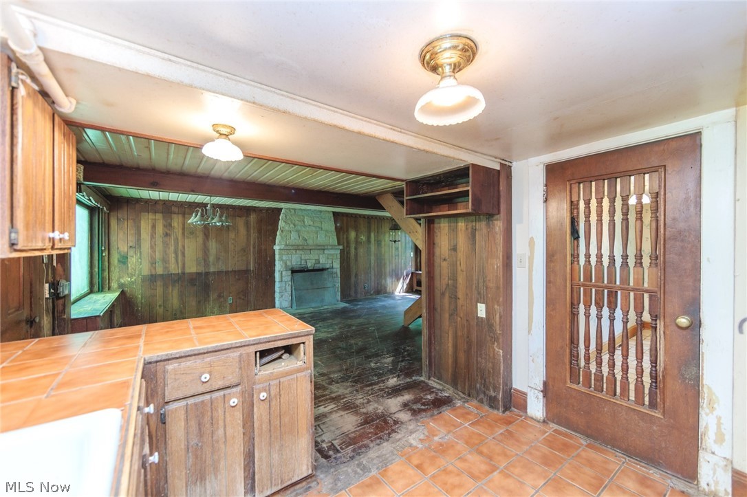 24105 Chardon Road Property Photo 17
